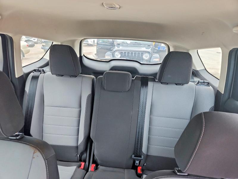 60737656 :رقم المزاد ، 1FMCU0F73JUA60477 vin ، 2018 Ford Escape مزاد بيع