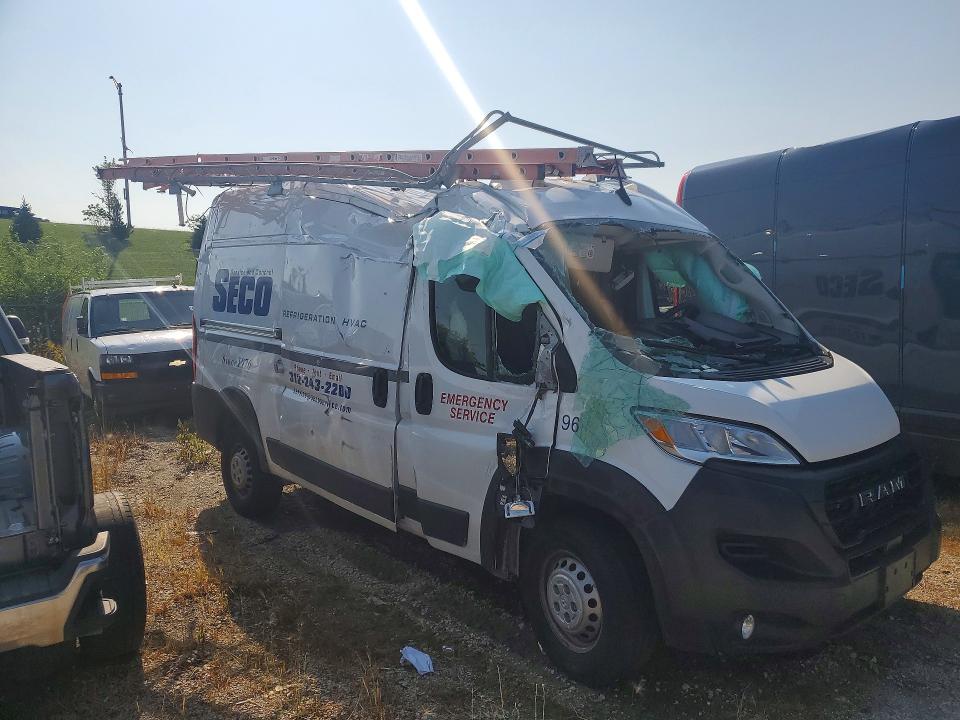 62197136 :رقم المزاد ، 3C6LRVBG8RE123132 vin ، 2024 Ram Promaster 1500 مزاد بيع