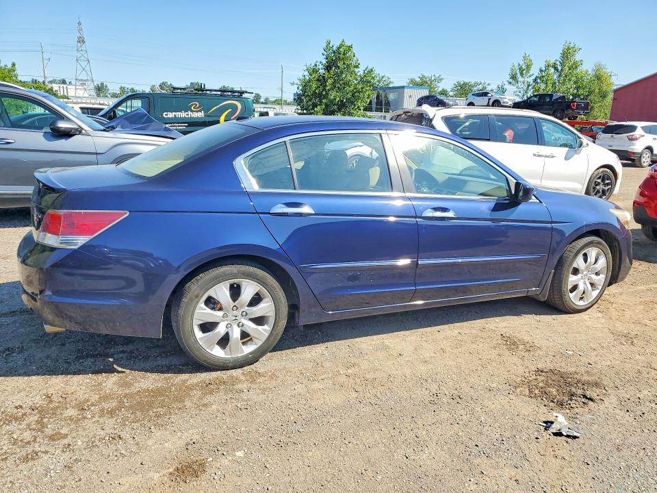 62977636 :رقم المزاد ، 1HGCP36808A802451 vin ، 2008 Honda Accord مزاد بيع