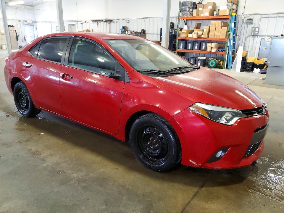 60895946 :رقم المزاد ، 5YFBURHE3FP209958 vin ، 2015 Toyota Corolla مزاد بيع