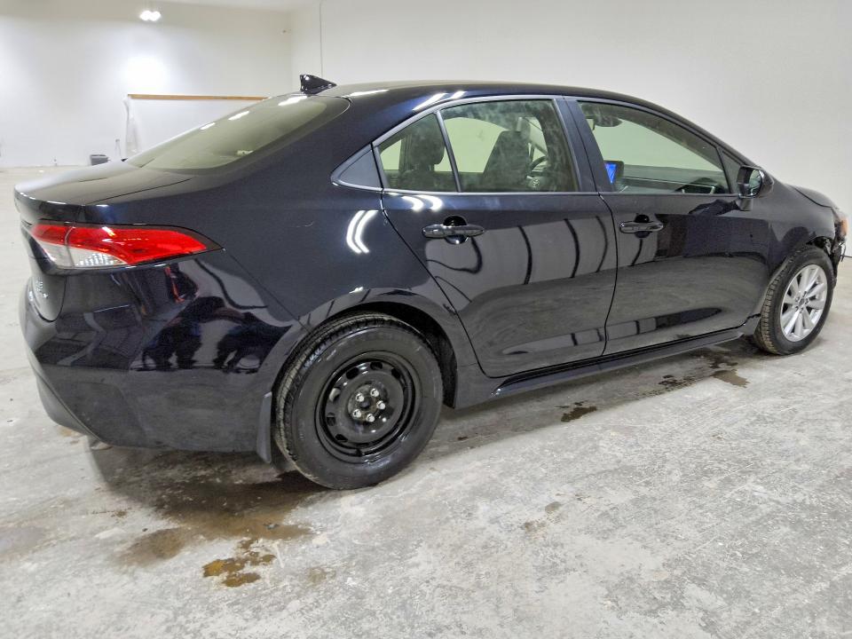 62076306 :رقم المزاد ، JTDBCMFE8T3111652 vin ، 2026 Toyota Corolla Hybrid مزاد بيع