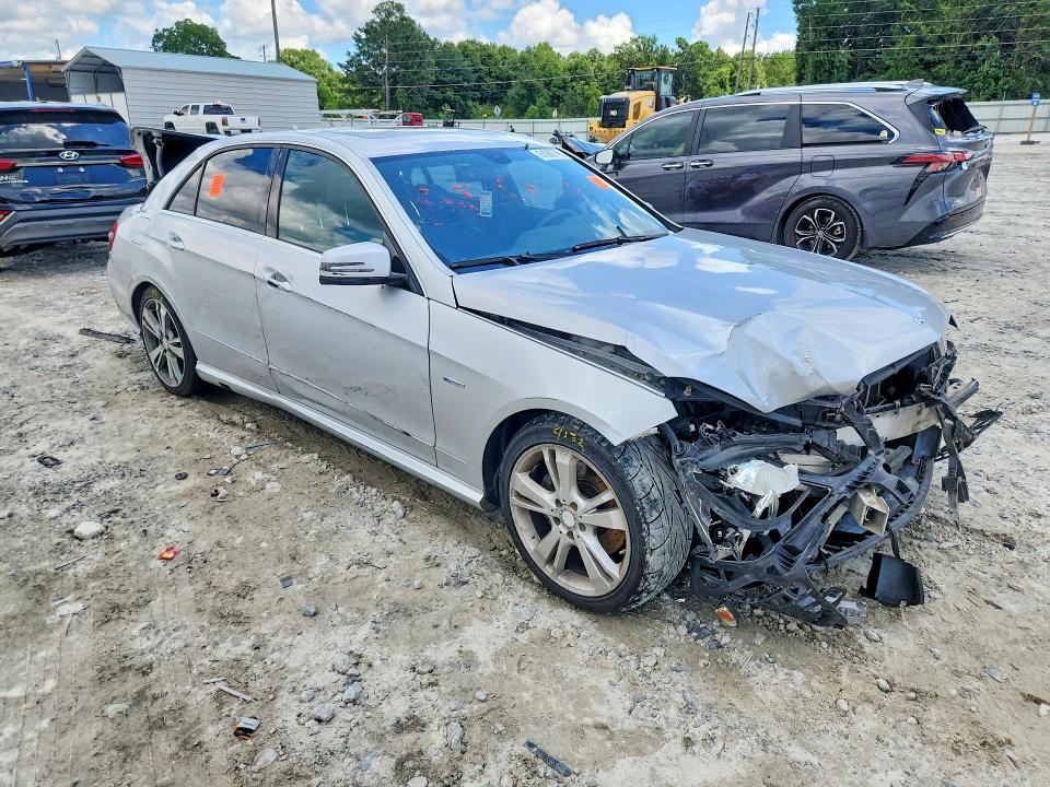 61083796 :رقم المزاد ، WDDHF8JB0CA619525 vin ، 2012 Mercedes-benz E مزاد بيع