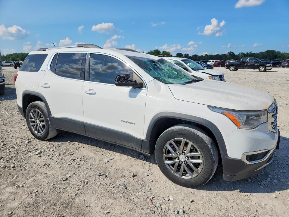 61063226 :رقم المزاد ، 1GKKNLLA7HZ245129 vin ، 2017 Gmc Acadia مزاد بيع