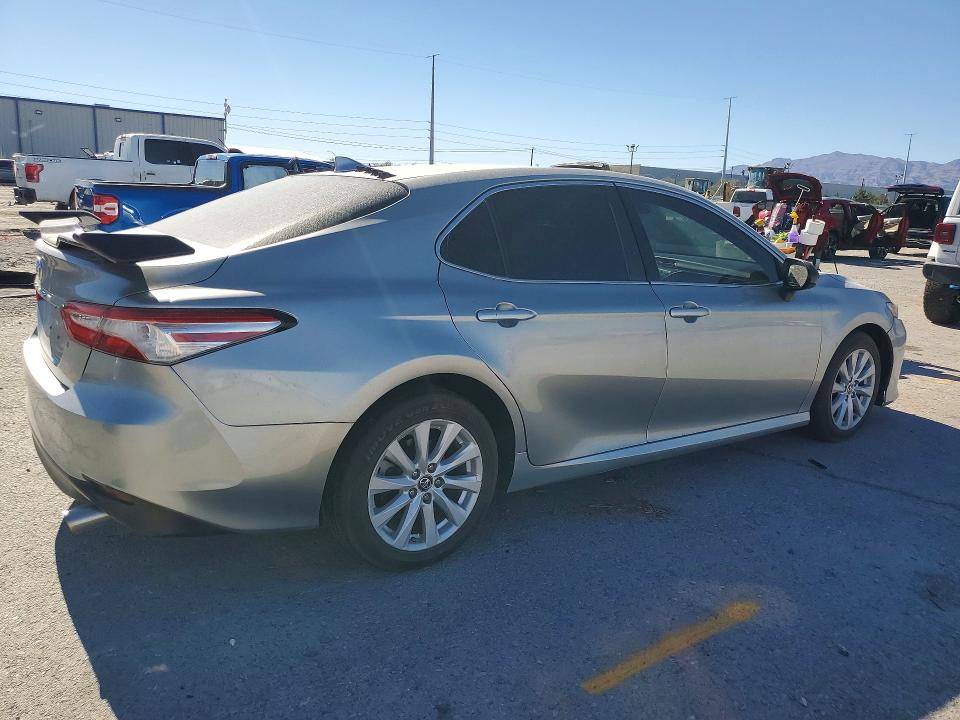 Продаж на аукціоні авто 2019 Toyota Camry, vin: 4T1B11HK6KU770843, номер лоту: 60170316