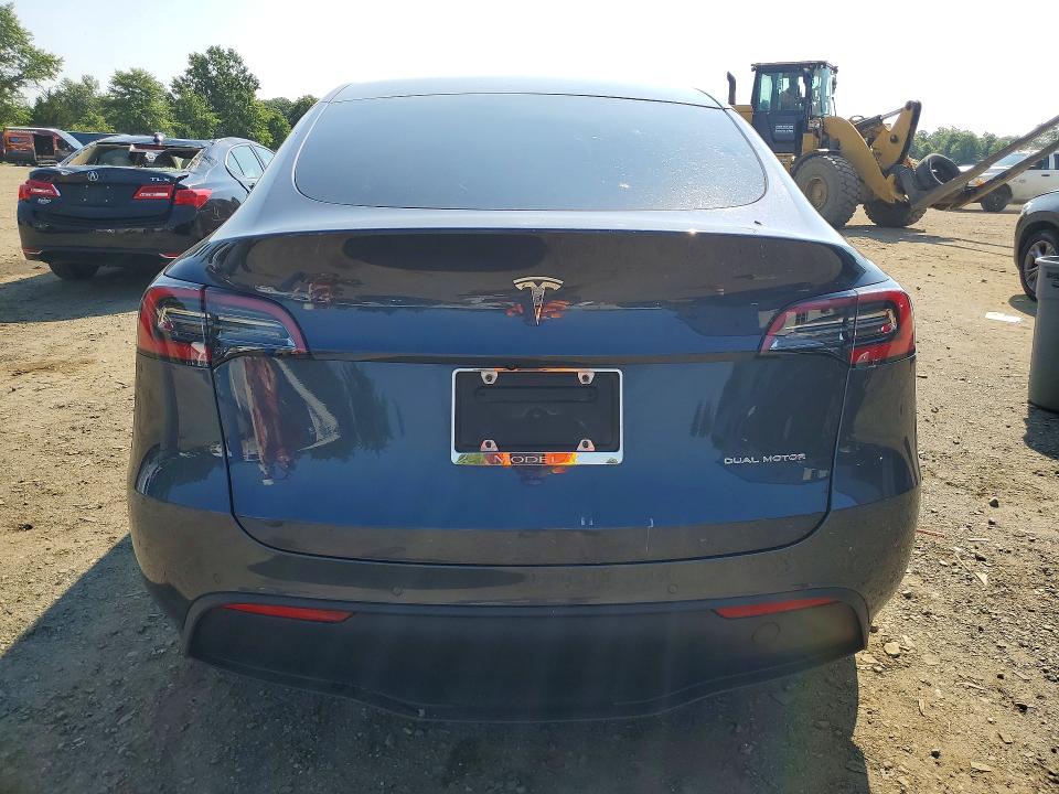 60432266 :رقم المزاد ، 5YJYGDEE1MF079597 vin ، 2021 Tesla Model Y مزاد بيع