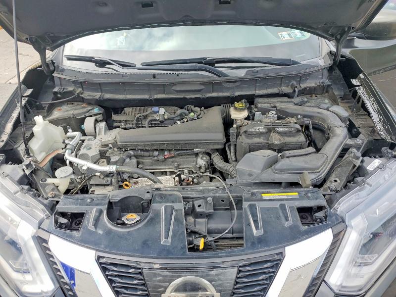 60024626 :رقم المزاد ، KNMAT2MV8HP573101 vin ، 2017 Nissan Rogue مزاد بيع