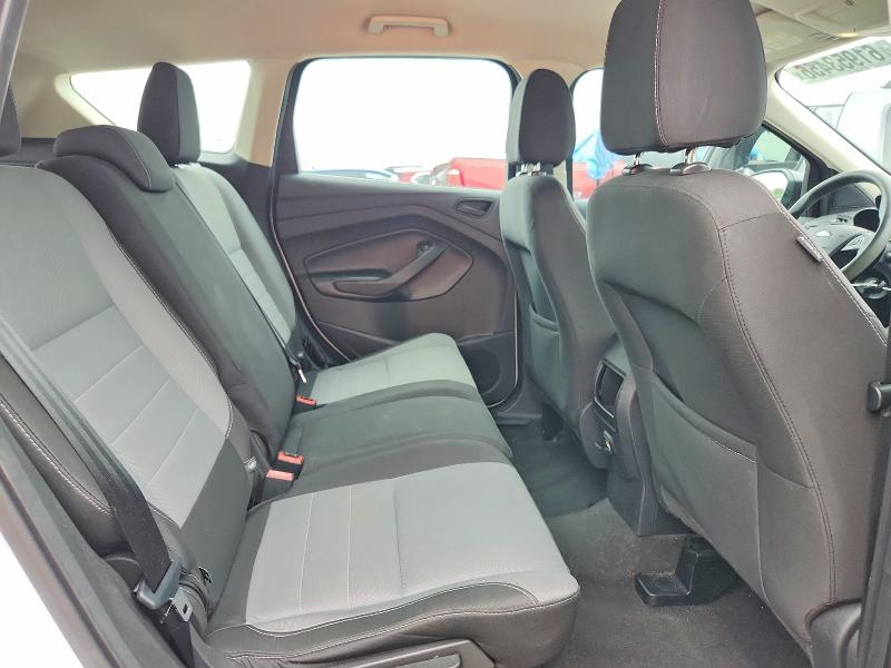 Продажа на аукционе авто 2017 Ford Escape, vin: 1FMCU0F72HUB87635, номер лота: 61953456