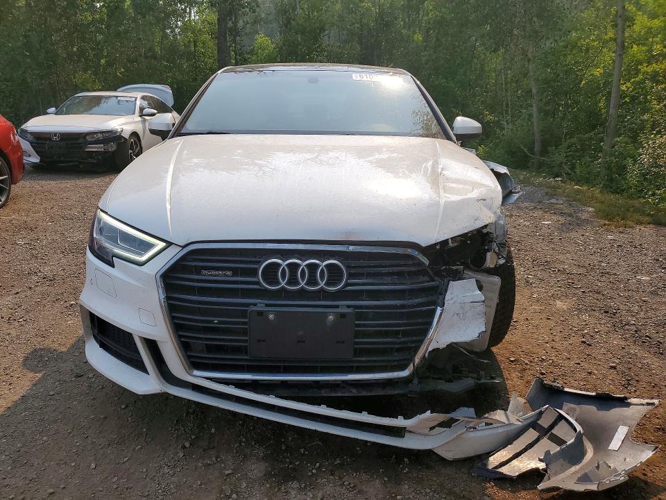 Продаж на аукціоні авто 2018 Audi A3, vin: WAUK8GFF1J1036701, номер лоту: 61024496