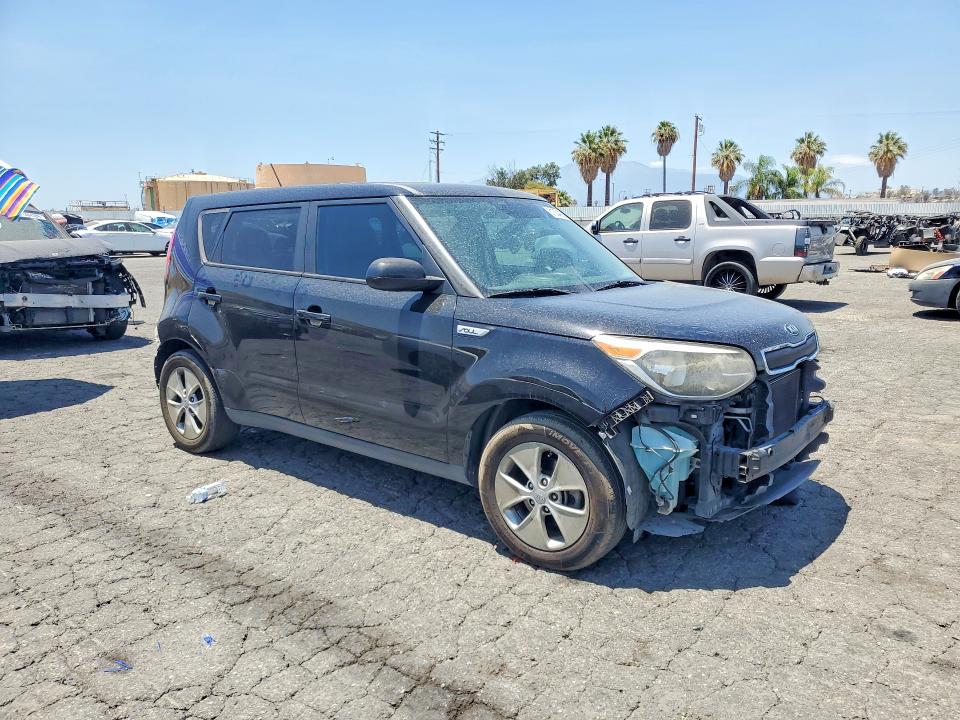 61334226 :رقم المزاد ، KNDJN2A28F7205261 vin ، 2015 Kia Soul مزاد بيع