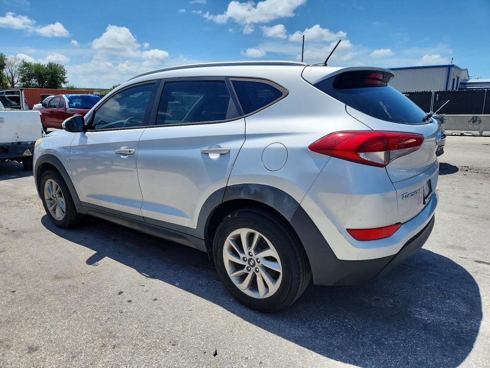 2016 Hyundai Tucson მანქანა იყიდება აუქციონზე, vin: KM8J33A40GU137825, აუქციონის ნომერი: 62143346