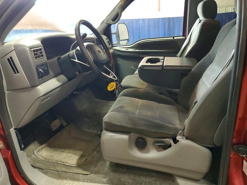 61750696 :رقم المزاد ، 1FTNX21F32ED05725 vin ، 2002 Ford F250 مزاد بيع