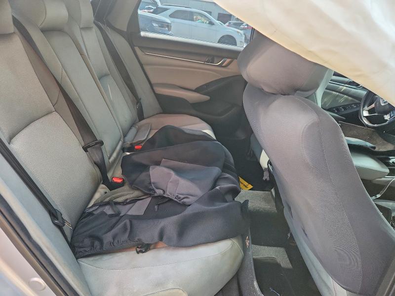 62290356 :رقم المزاد ، 1HGCV1F10LA035173 vin ، 2020 Honda Accord مزاد بيع