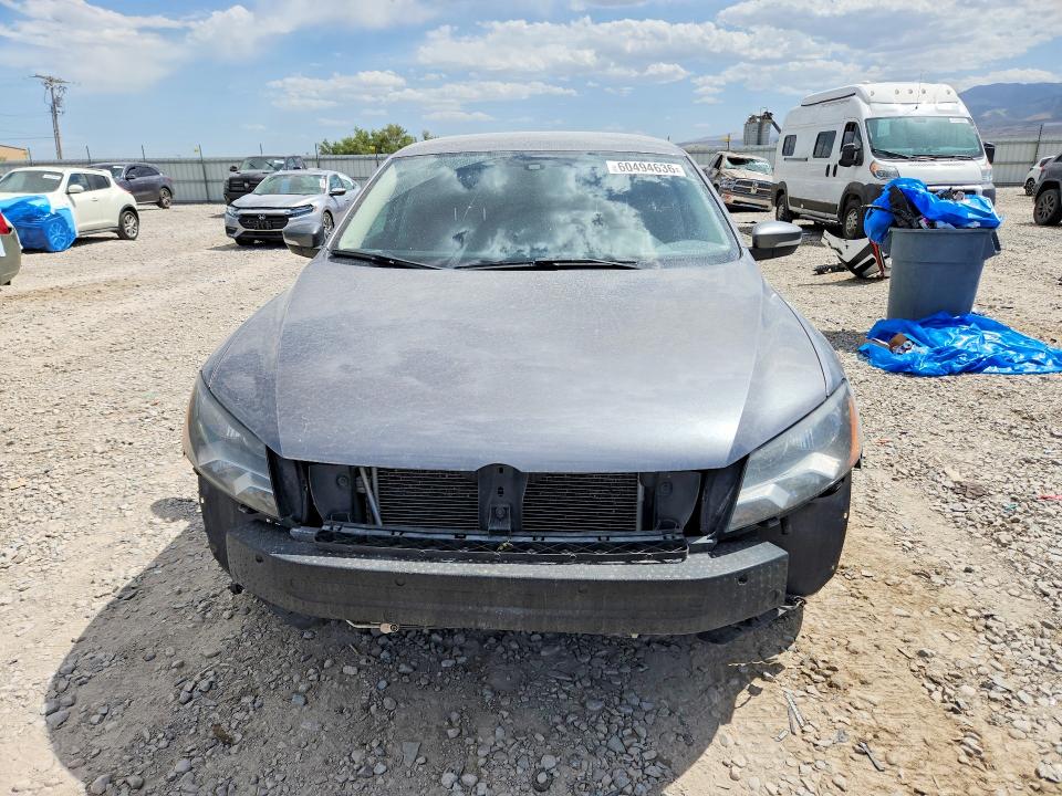 60494636 :رقم المزاد ، 1VWAS7A32FC116434 vin ، 2015 Volkswagen Passat مزاد بيع