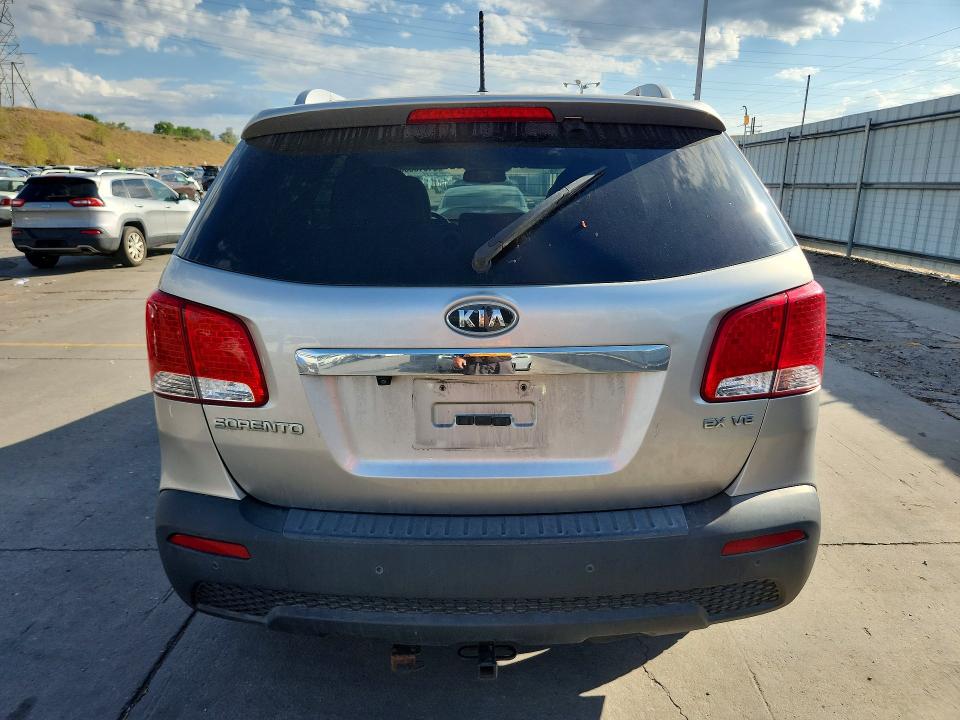 Продаж на аукціоні авто 2013 Kia Sorento, vin: 5XYKUDA2XDG336985, номер лоту: 61810586