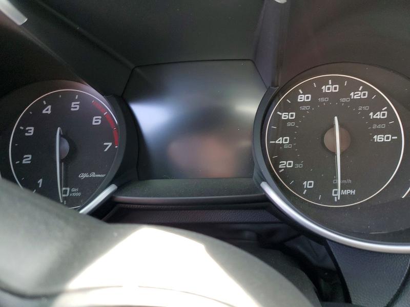 59393126 :رقم المزاد ، ZARFAMBN2N7660181 vin ، 2022 Alfa Romeo Giulia مزاد بيع