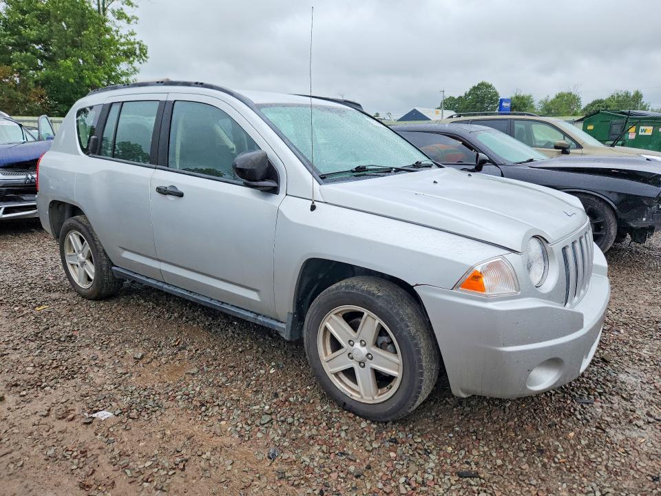 62944396 :رقم المزاد ، 1J8FT47W27D418848 vin ، 2007 Jeep Compass مزاد بيع