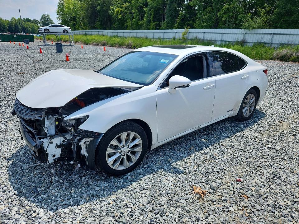 61745496 :رقم المزاد ، JTHBW1GG4F2084500 vin ، 2015 Lexus Es مزاد بيع