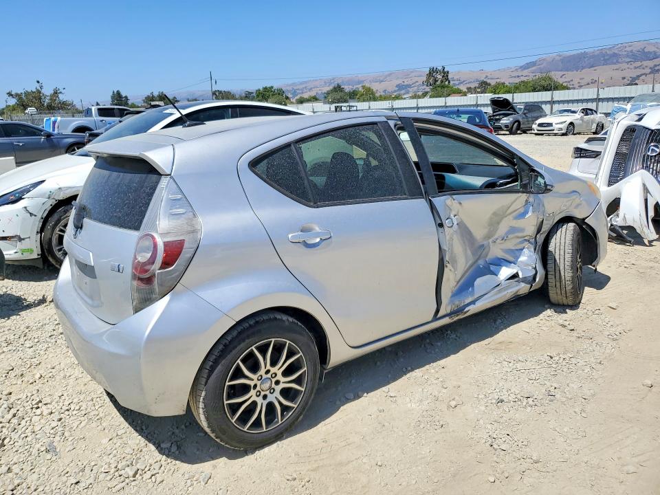 Продажа на аукционе авто 2012 Toyota Prius C, vin: JTDKDTB34C1506841, номер лота: 61772686