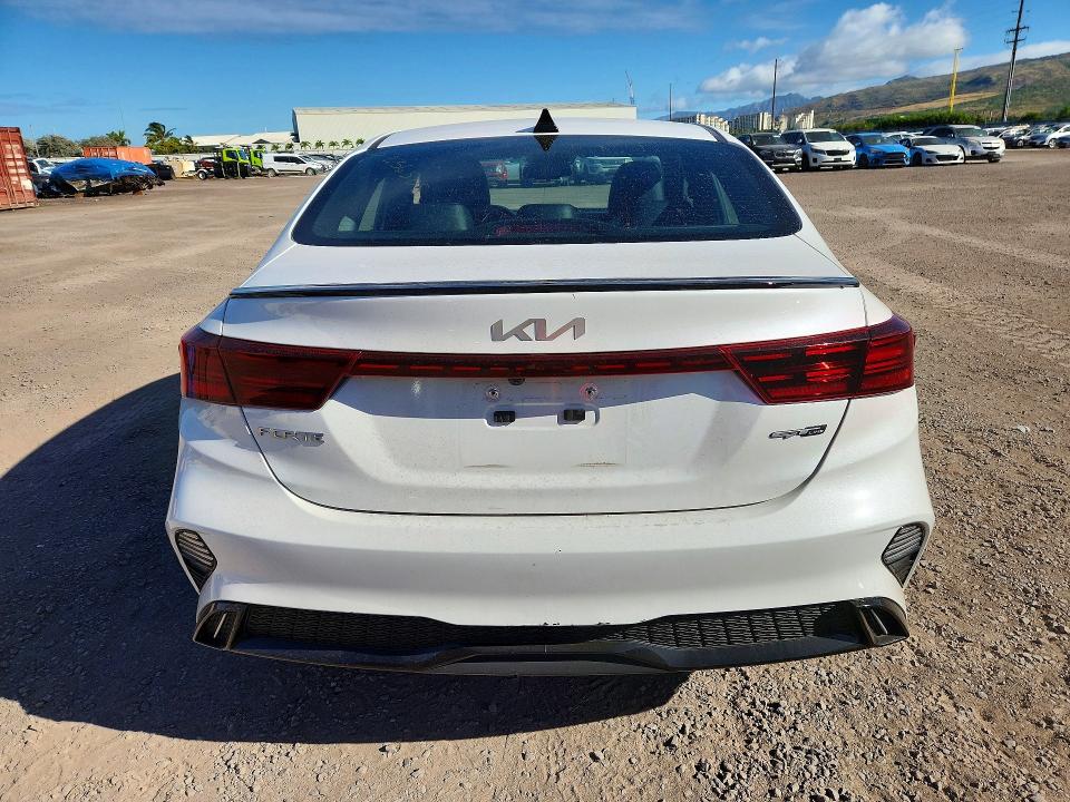 2023 Kia Forte მანქანა იყიდება აუქციონზე, vin: 3KPF54AD5PE642915, აუქციონის ნომერი: 60672326