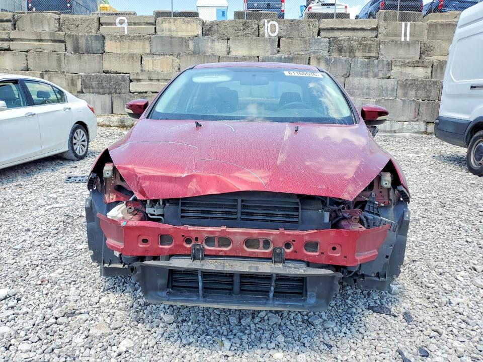 61160536 :رقم المزاد ، 1FADP3F20GL301079 vin ، 2016 Ford Focus مزاد بيع