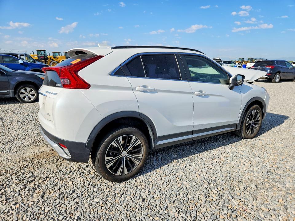 Продажа на аукционе авто 2018 Mitsubishi Eclipse Cross, vin: JA4AT5AA5JZ041540, номер лота: 61083146