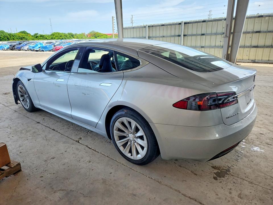 Продаж на аукціоні авто 2017 Tesla Model S, vin: 5YJSA1E19HF184686, номер лоту: 61179396