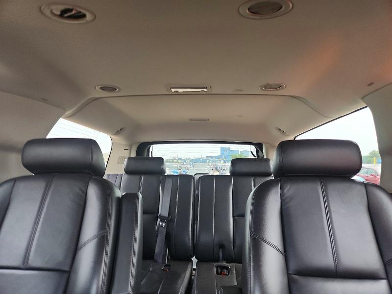 Продажа на аукционе авто 2008 Chevrolet Suburban, vin: 1GNFK16378J195863, номер лота: 62575316
