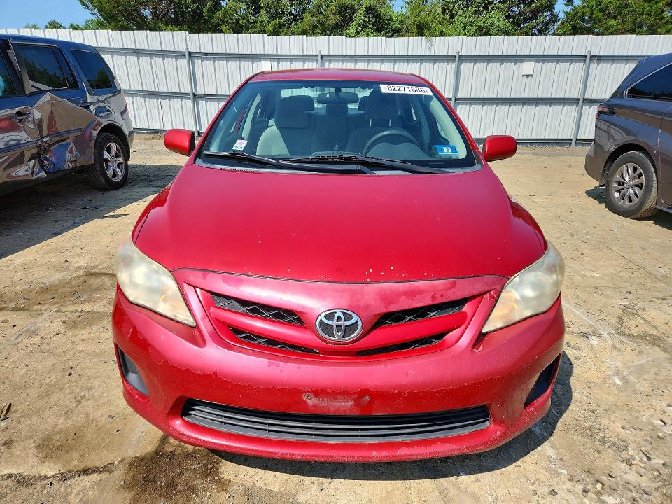 62271586 :رقم المزاد ، 2T1BU4EE9BC683771 vin ، 2011 Toyota Corolla مزاد بيع
