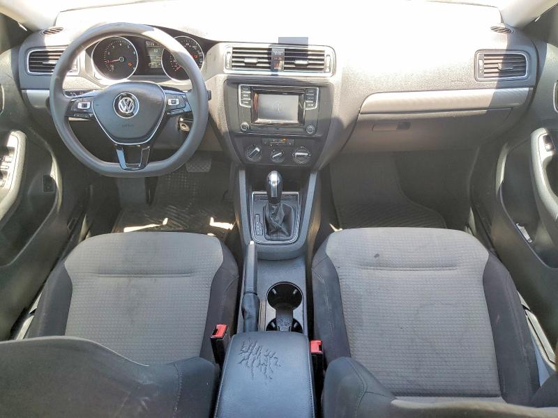 61032166 :رقم المزاد ، 3VW2B7AJ9HM350896 vin ، 2017 Volkswagen Jetta مزاد بيع