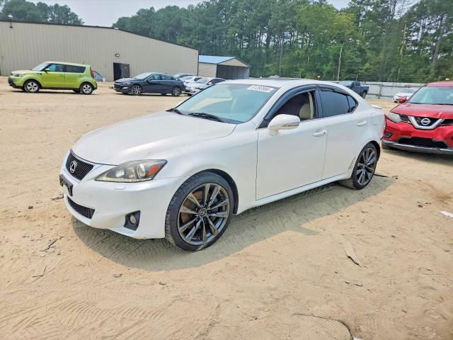 61293966 :رقم المزاد ، JTHCE5C23B5000989 vin ، 2011 Lexus Is مزاد بيع