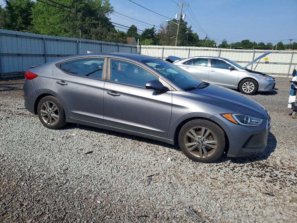 57634996 :رقم المزاد ، 5NPD84LF8JH365287 vin ، 2018 Hyundai Elantra مزاد بيع