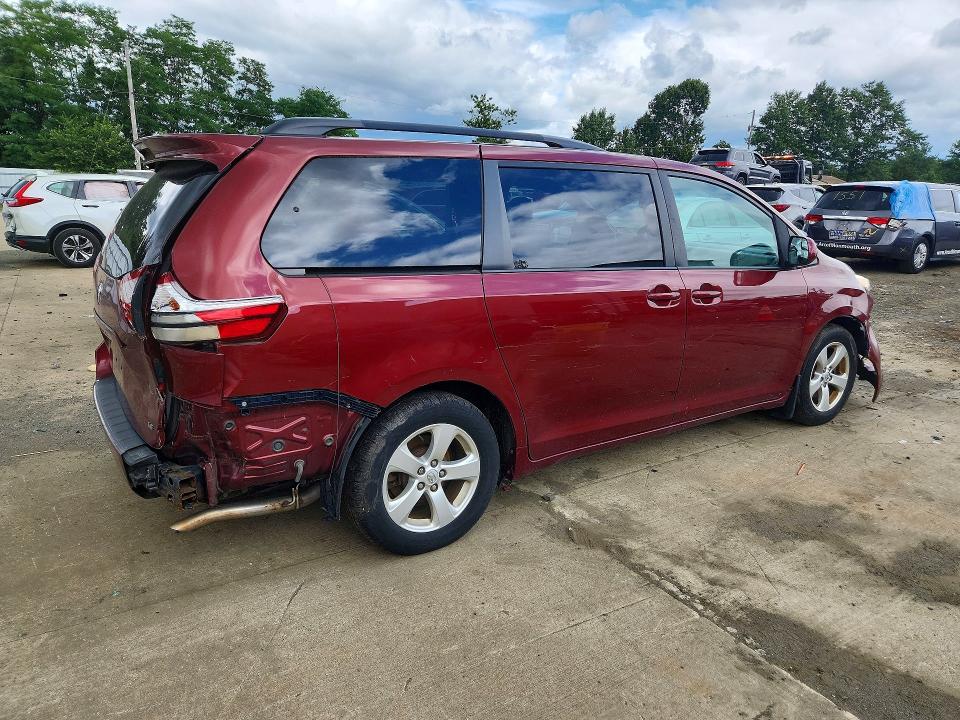 Продаж на аукціоні авто 2015 Toyota Sienna, vin: 5TDKK3DC1FS619821, номер лоту: 63103246