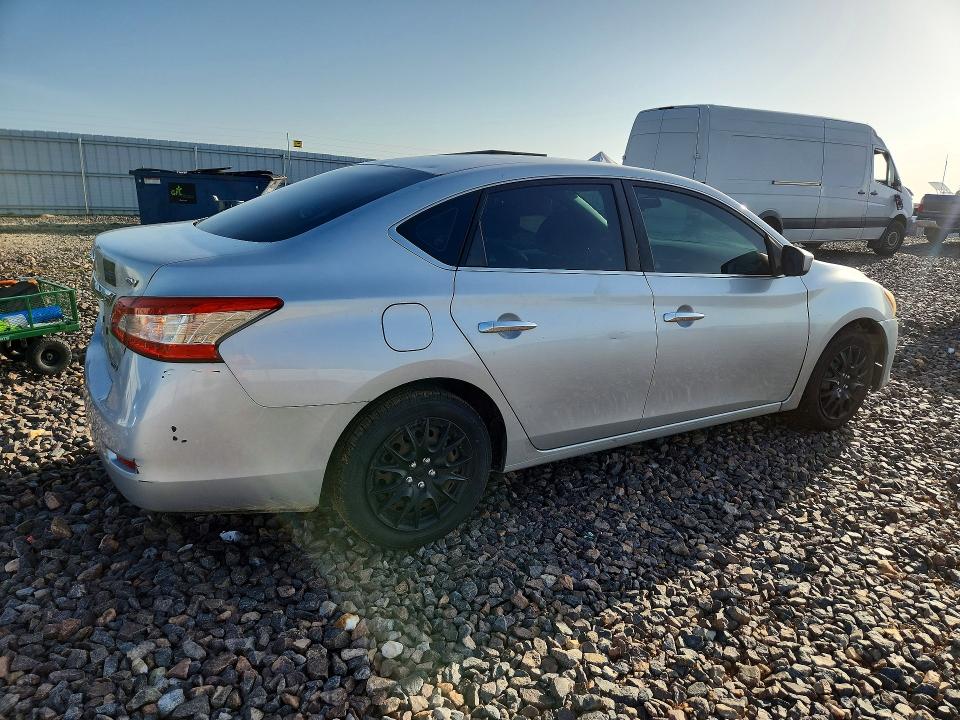 Продажа на аукционе авто 2014 Nissan Sentra, vin: 3N1AB7AP6EY201551, номер лота: 61376026