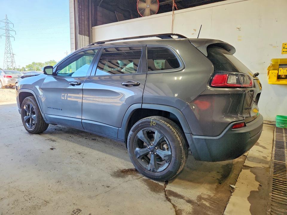 61070576 :رقم المزاد ، 1C4PJMLB5MD240174 vin ، 2021 Jeep Cherokee مزاد بيع