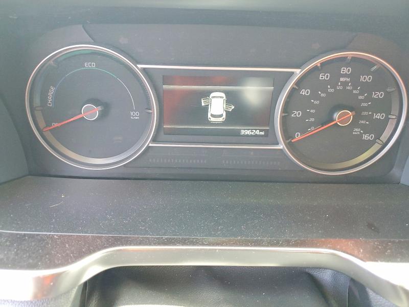 60372296 :رقم المزاد ، KNDRHDLG4P5211683 vin ، 2023 Kia Sorento Hybrid مزاد بيع