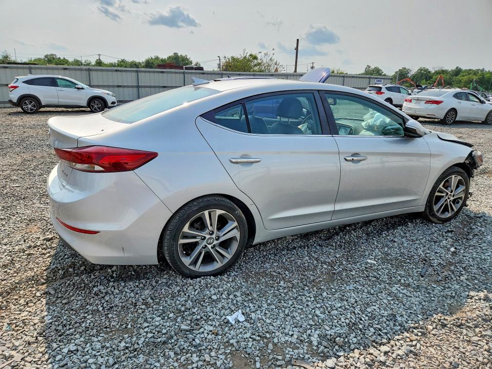 2017 Hyundai Elantra მანქანა იყიდება აუქციონზე, vin: KMHD84LF4HU269359, აუქციონის ნომერი: 61211756