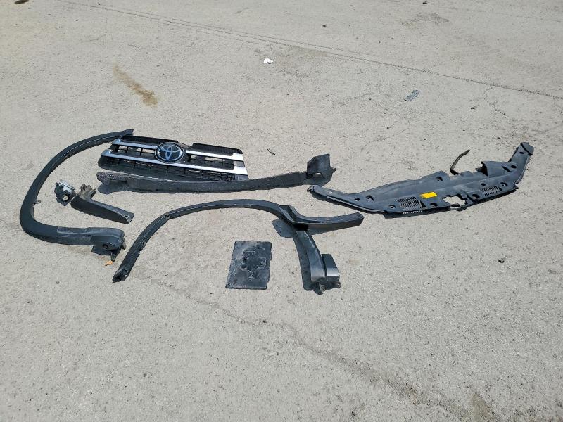 2019 Toyota Highlander მანქანა იყიდება აუქციონზე, vin: 5TDJZRFH9KS567951, აუქციონის ნომერი: 60924866