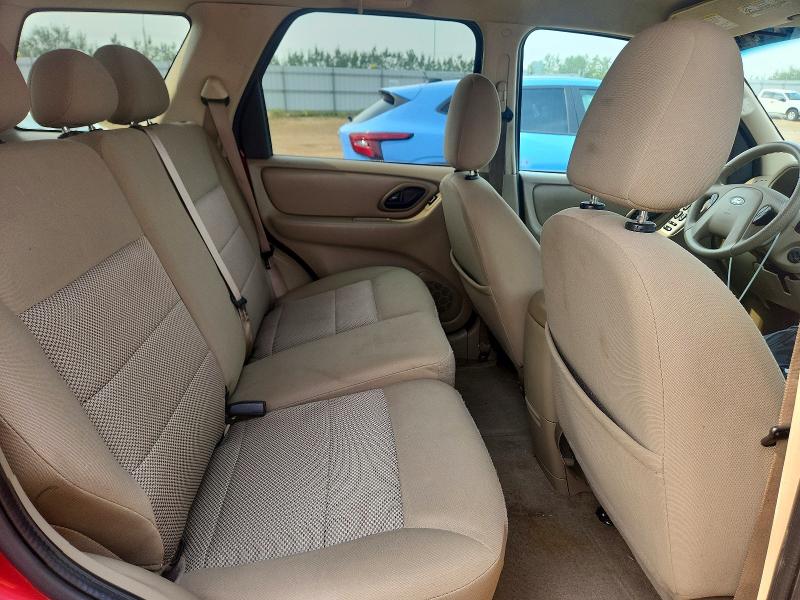 2005 Ford Escape მანქანა იყიდება აუქციონზე, vin: 1FMYU93175KD38020, აუქციონის ნომერი: 61931636