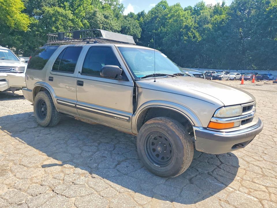 Продажа на аукционе авто 2001 Chevrolet Blazer, vin: 1GNDT13W21K238461, номер лота: 61052656