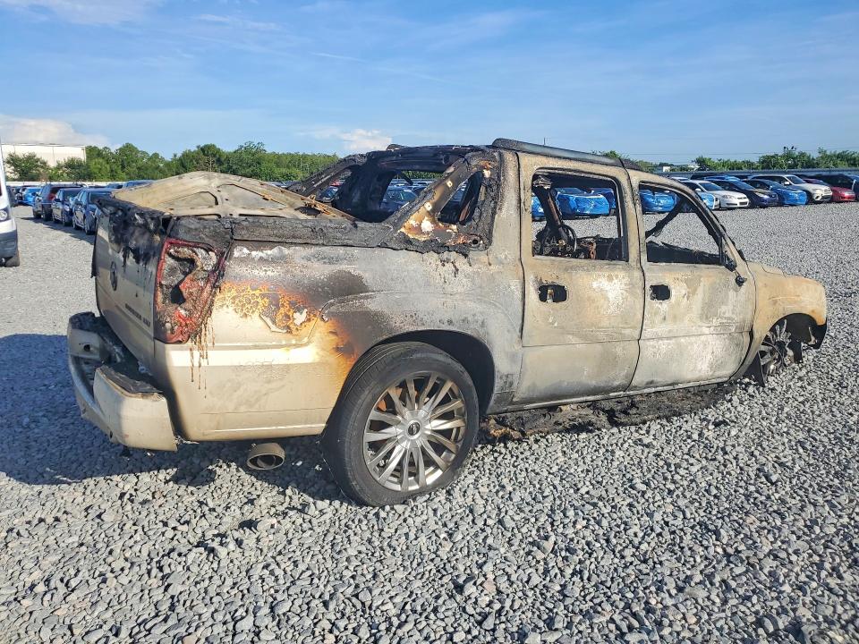 2004 Cadillac Escalade მანქანა იყიდება აუქციონზე, vin: 3GYEK62N54G119279, აუქციონის ნომერი: 59822916