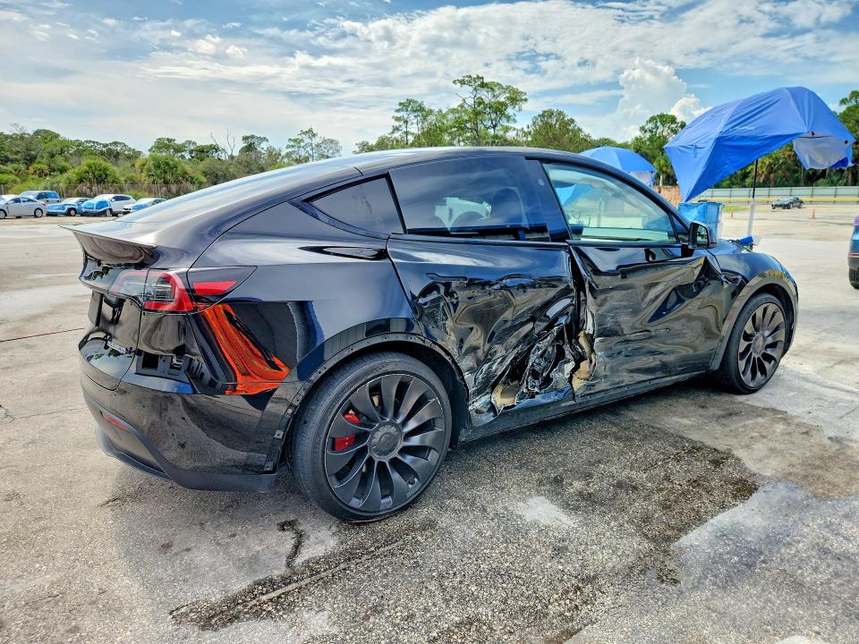 Aukcja sprzedaży 2023 Tesla Model Y, vin: 7SAYGDEF6PF961543, numer aukcji: 63288086