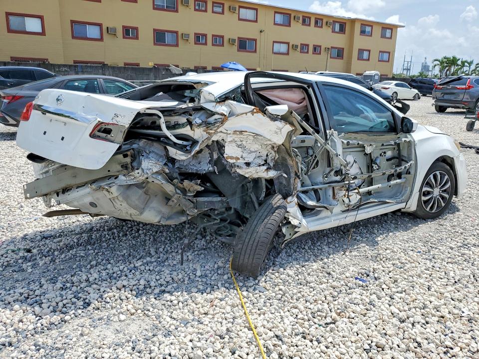 Продаж на аукціоні авто 2016 Nissan Sentra, vin: 3N1AB7AP5GY213757, номер лоту: 62097516