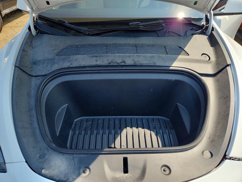 62624906 :رقم المزاد ، 7SAYGAEE0RF098764 vin ، 2024 Tesla Model Y مزاد بيع