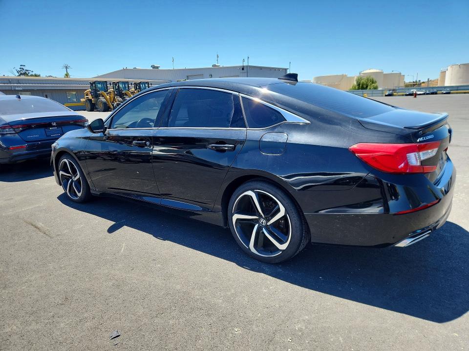 Продажа на аукционе авто 2018 Honda Accord, vin: 1HGCV1F33JA187978, номер лота: 70929885