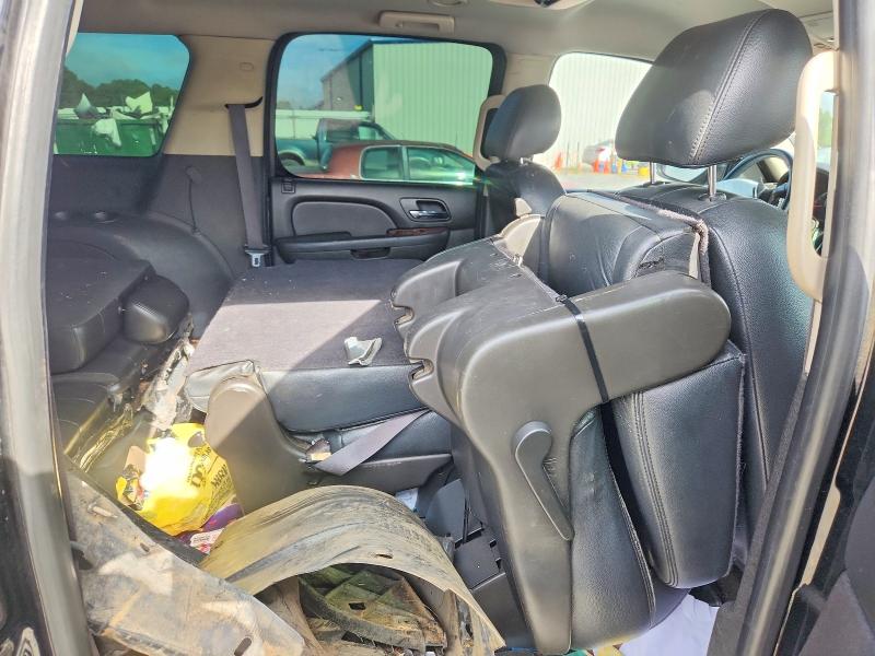 61031926 :رقم المزاد ، 1GNSCHE05ER155998 vin ، 2014 Chevrolet Suburban مزاد بيع