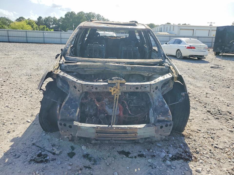 61736686 :رقم المزاد ، 1GKKRSED6BJ263214 vin ، 2011 Gmc Acadia مزاد بيع