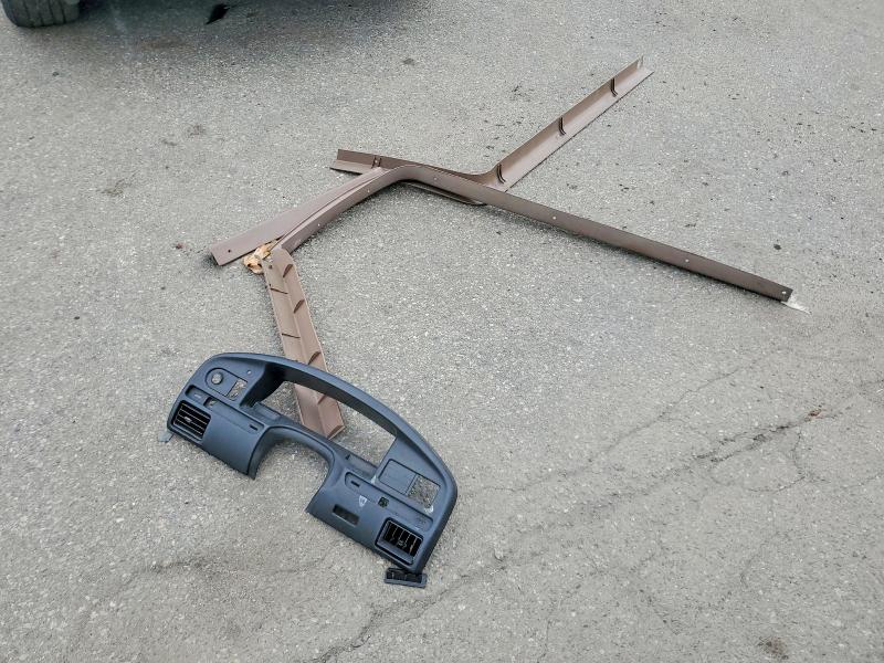 Продажа на аукционе авто 1996 Ford Bronco, vin: 1FMEU15H2TLB87111, номер лота: 60120596