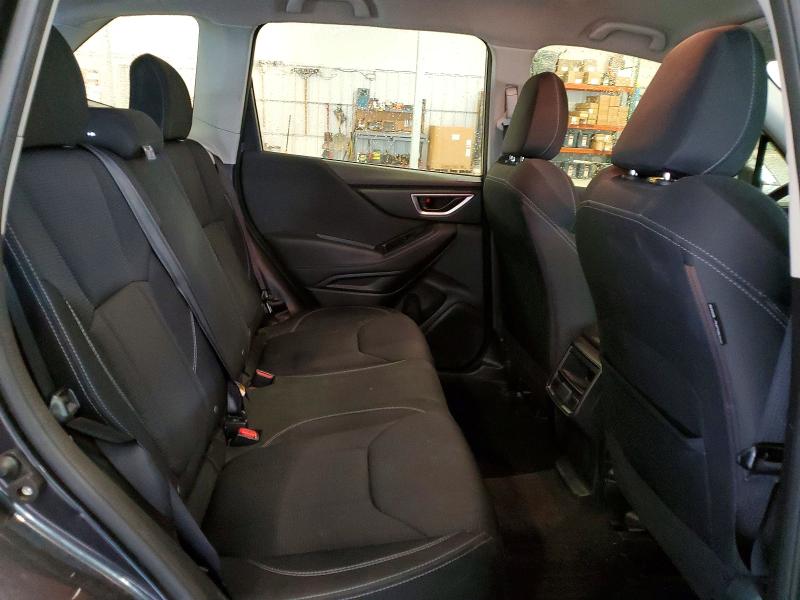 61951826 :رقم المزاد ، JF2SKACC4KH427945 vin ، 2019 Subaru Forester مزاد بيع