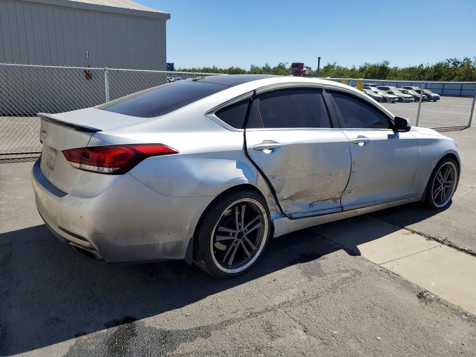 2015 Hyundai Genesis მანქანა იყიდება აუქციონზე, vin: KMHGN4JE3FU065021, აუქციონის ნომერი: 62869086