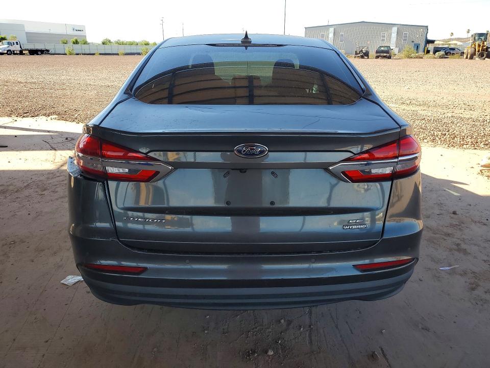 62886126 :رقم المزاد ، 3FA6P0LU0LR255469 vin ، 2020 Ford Fusion مزاد بيع